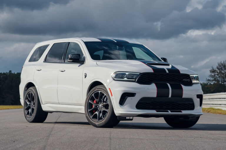 2021 Dodge Durango SRT Hellcat Front-End View