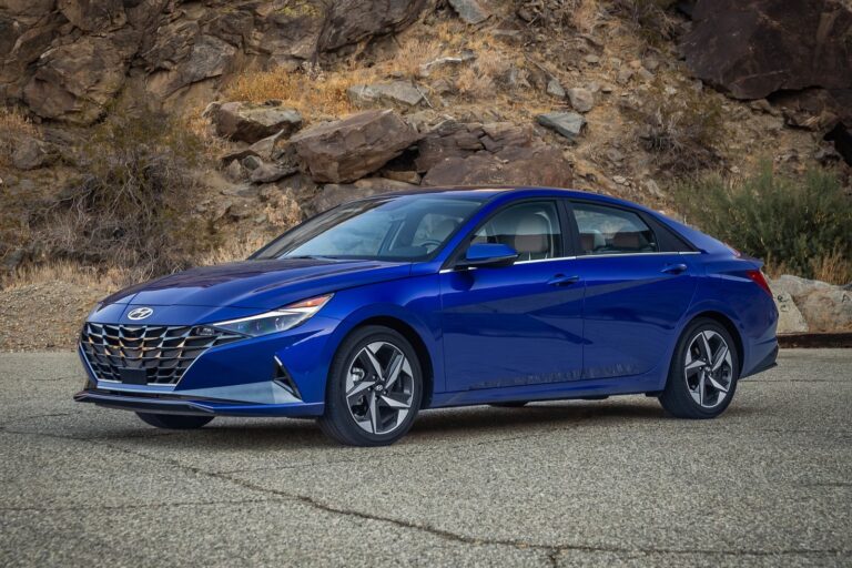 Driven: 2023 Hyundai Elantra Hybrid Is Pure Value On Wheels