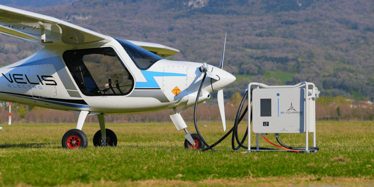 Pipistrel Velis Electro - a report from above the clouds