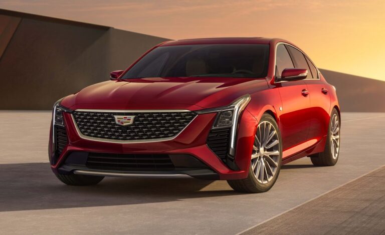 2025 Cadillac CT5 Blackwing Debuts In Detroit At NAIAS