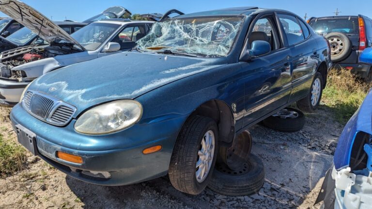 Junkyard Gem: 2000 Daewoo Leganza