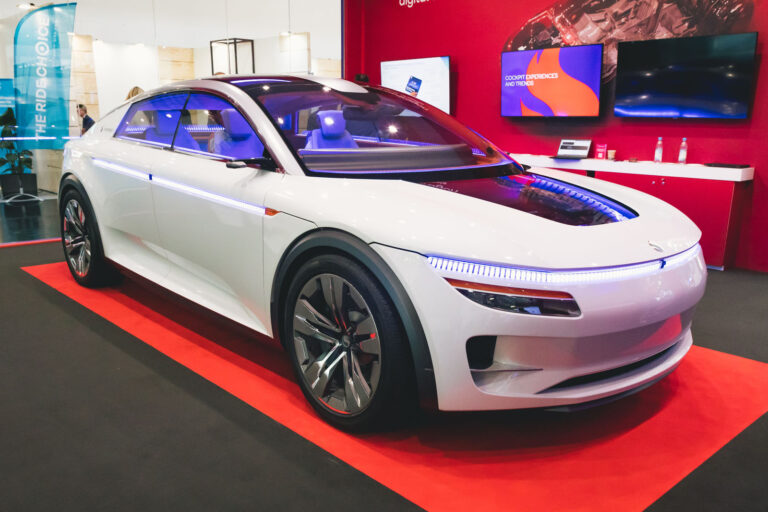 Radical Qualcomm concept previews tech for BMW, JLR, Mercedes