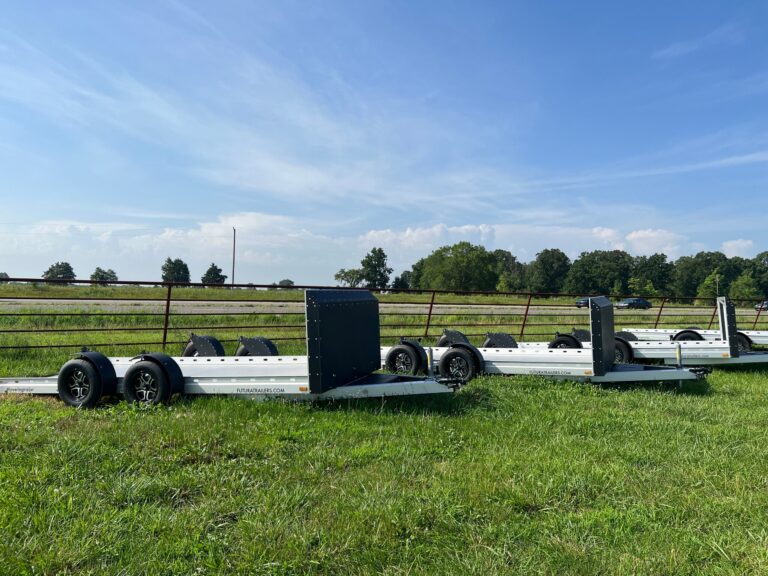 Self-Lowering Trailers From Futura, Timpte