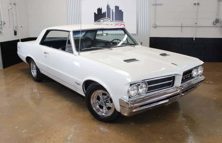 1964 Pontiac GTO - Muscle Car Facts