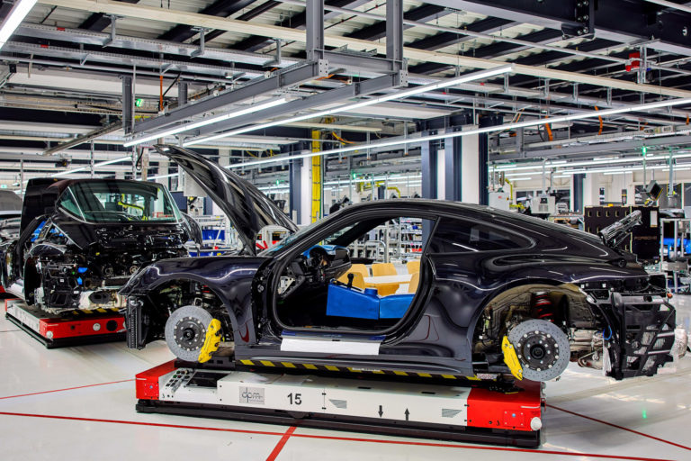 Porsche invests in electric production in Zuffenhausen