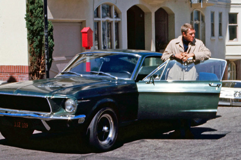 Steve McQueen whit Ford Mustang GT