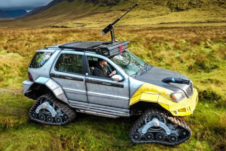 Mercedes-Benz ML 500 Prepares For The Apocalypse With Tank Tracks And Roof-Mounted Gun