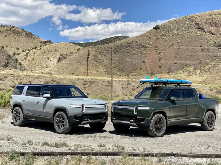 Rivian Standard pack R1S, R1T arrive: Up to 315 miles, no LFP yet