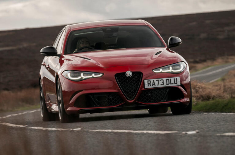 Alfa Romeo to switch to centrally-mounted numberplates