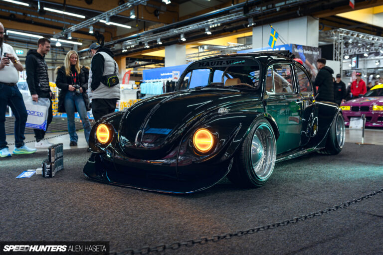 Metal Worked: An RWB-Inspired VW Beetle