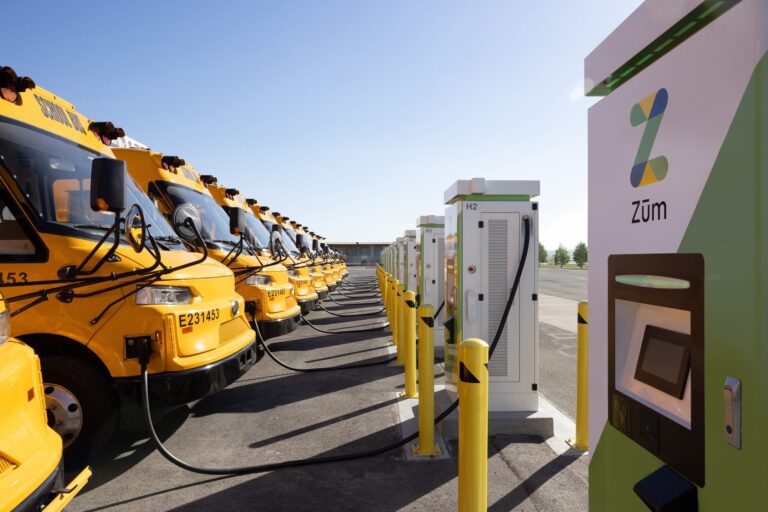 Oakland School District to fully electrify bus fleet